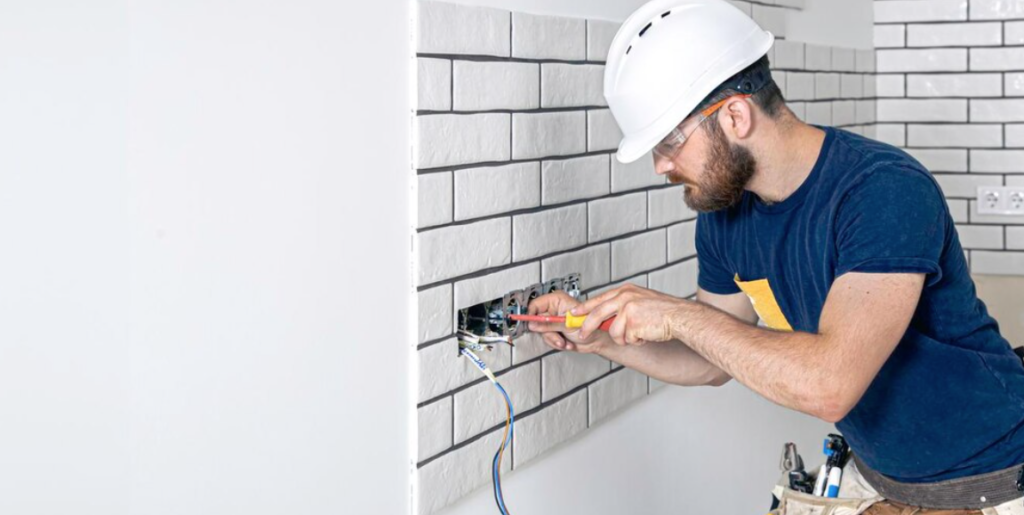 Hiring a Contractor for Kitchen Remodel